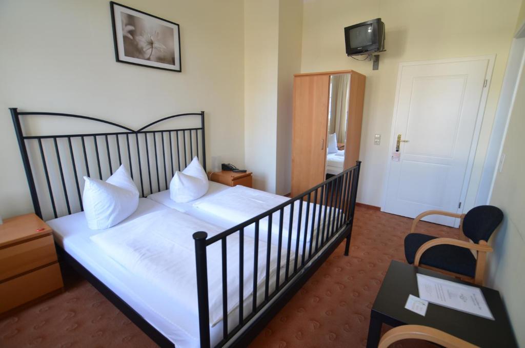 Gaestehaus Villa Seraphinum Dresde Chambre photo