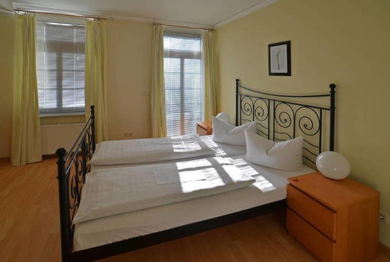 Gaestehaus Villa Seraphinum Dresde Extérieur photo