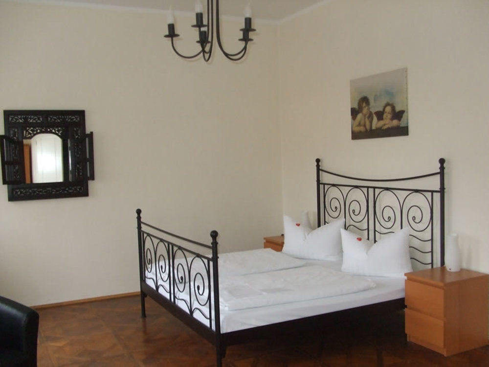 Gaestehaus Villa Seraphinum Dresde Extérieur photo